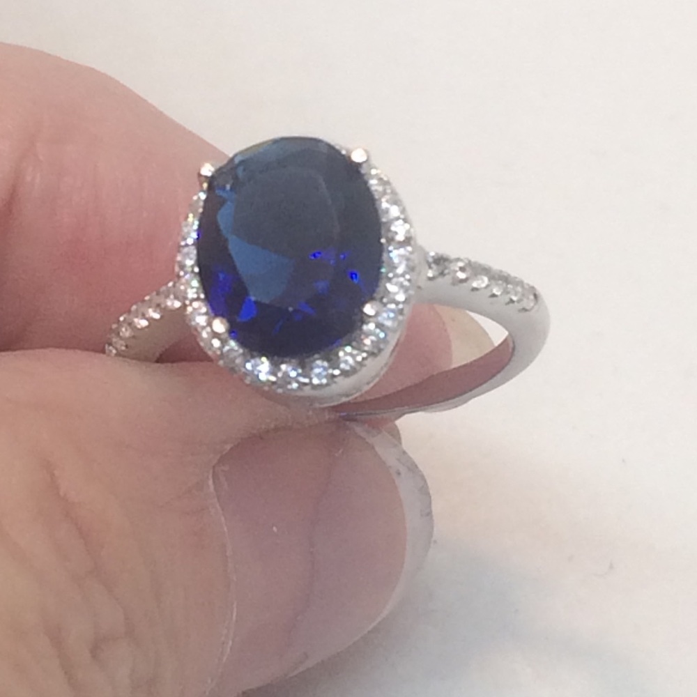 ๐๐5 Ct. BLUE SAPPHIRE STERLING SILVER RING - Picture 6 of 8